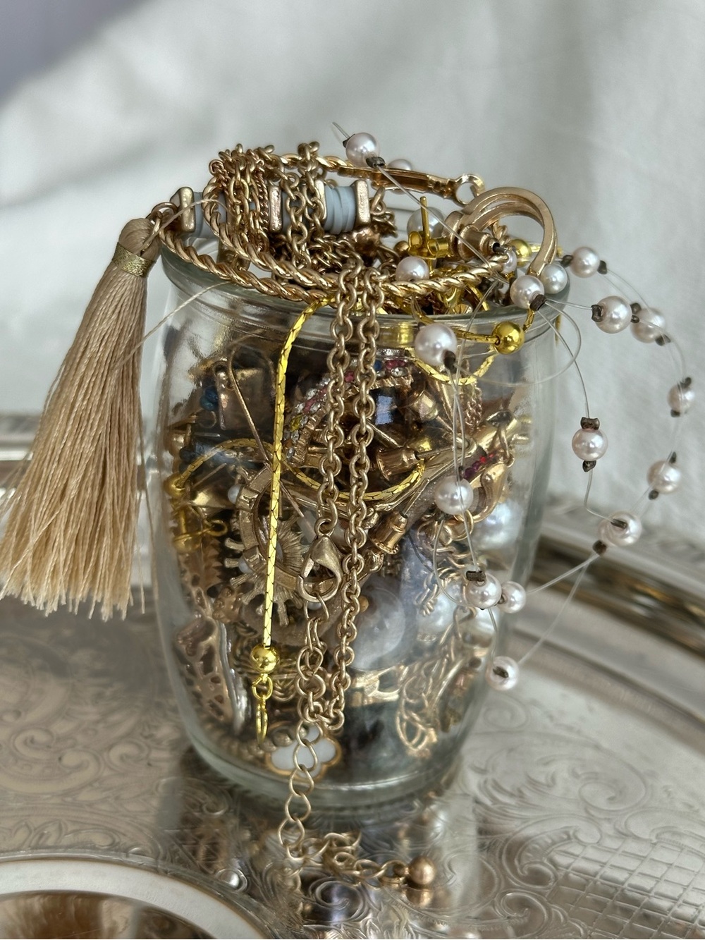 Mixed Gold Pearl Jewelry Jar Wearable Vintage  Earrings Bracelets Necklace chain